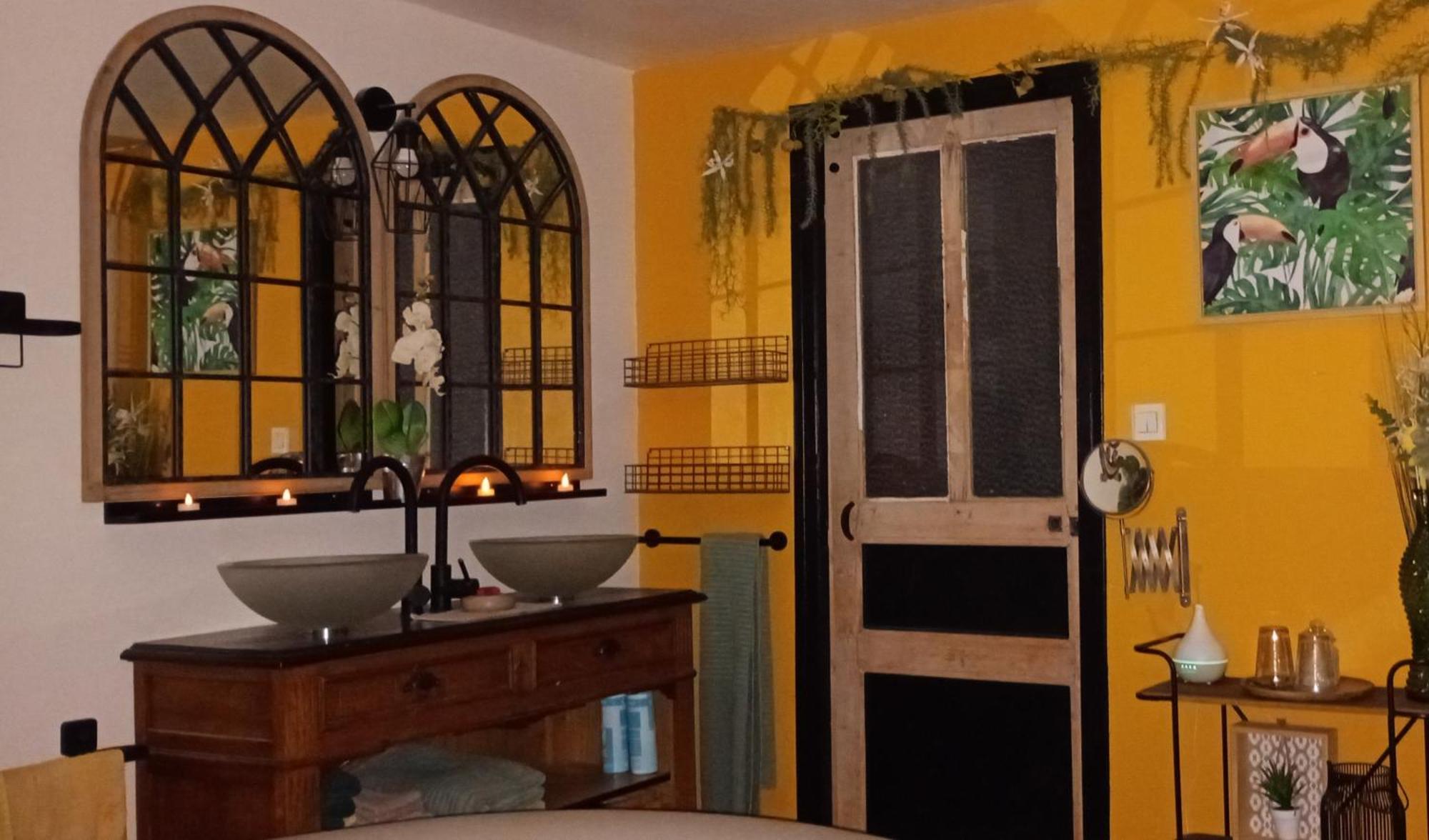 Le Clos Fleuri Segrie Экстерьер фото